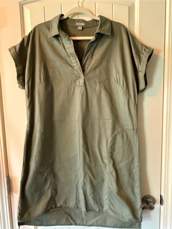 Falls Creek Dresses & Skirts - Falls Creek  Olive Green Short Sleeve Shirt Dress. 100% cotton